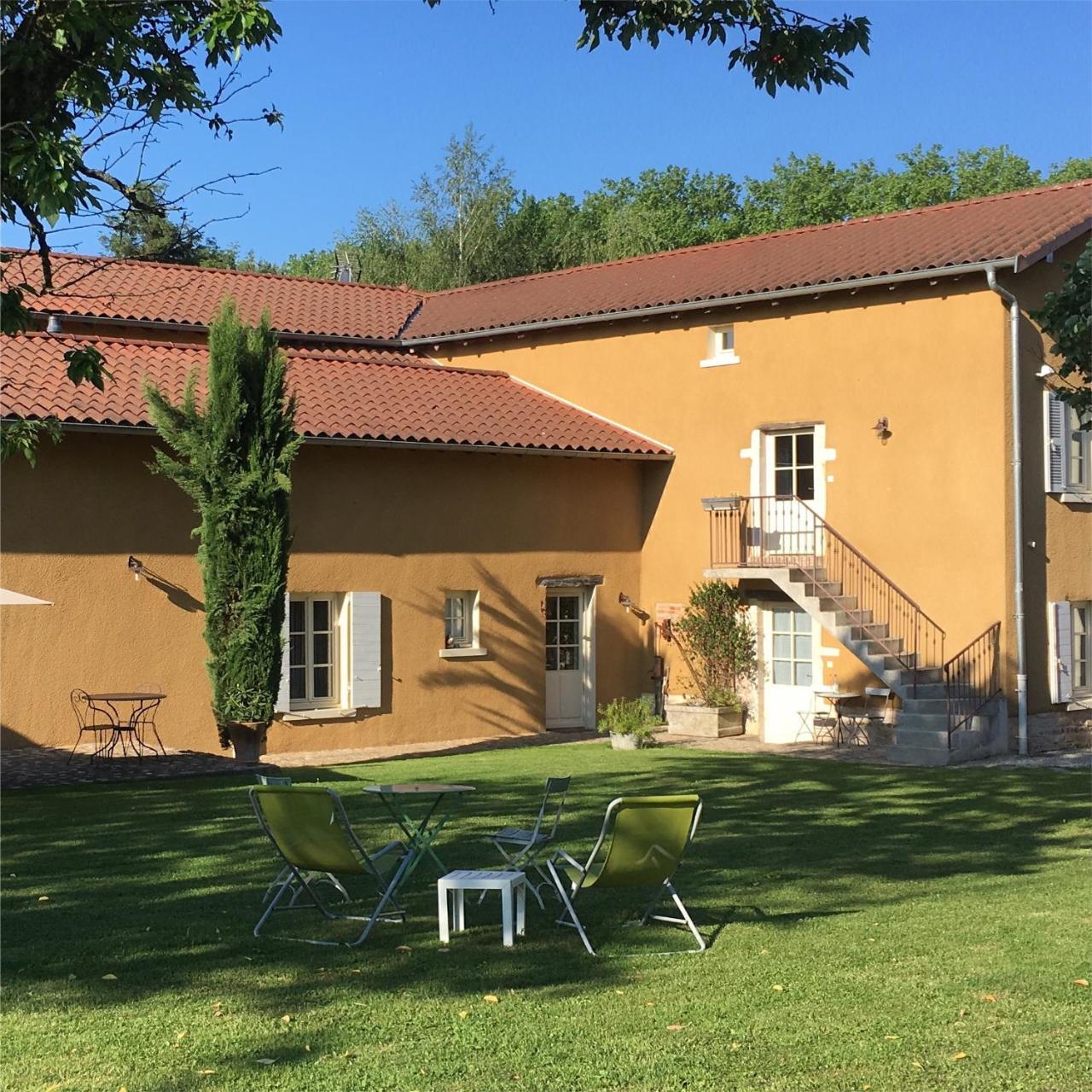 B&B La Cerisaie Francheleins Exterior photo